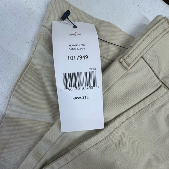 Men’s Tommy Hilfiger khaki slacks - size 40x32 - Picture 3 of 4